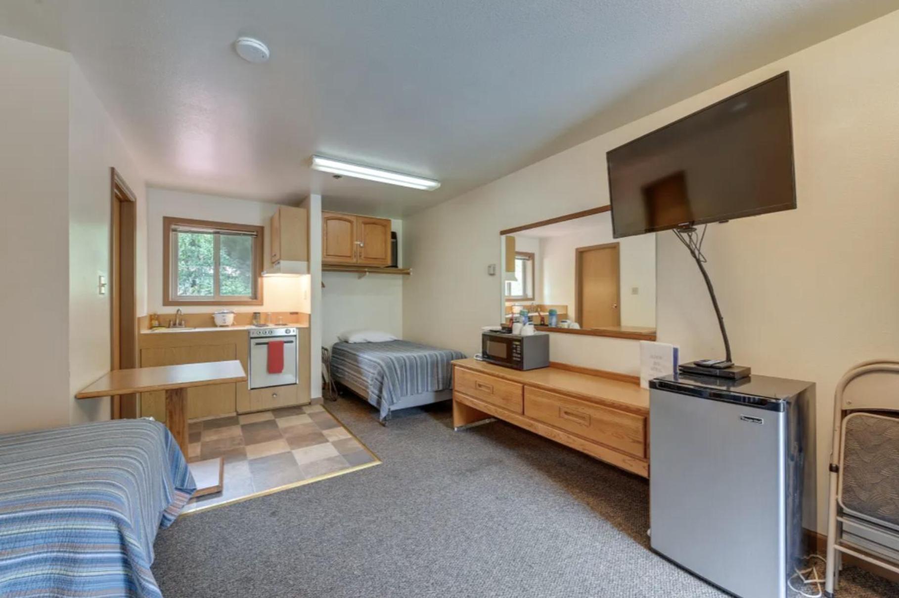Alpine Inn Motel Cooper Landing Exterior photo